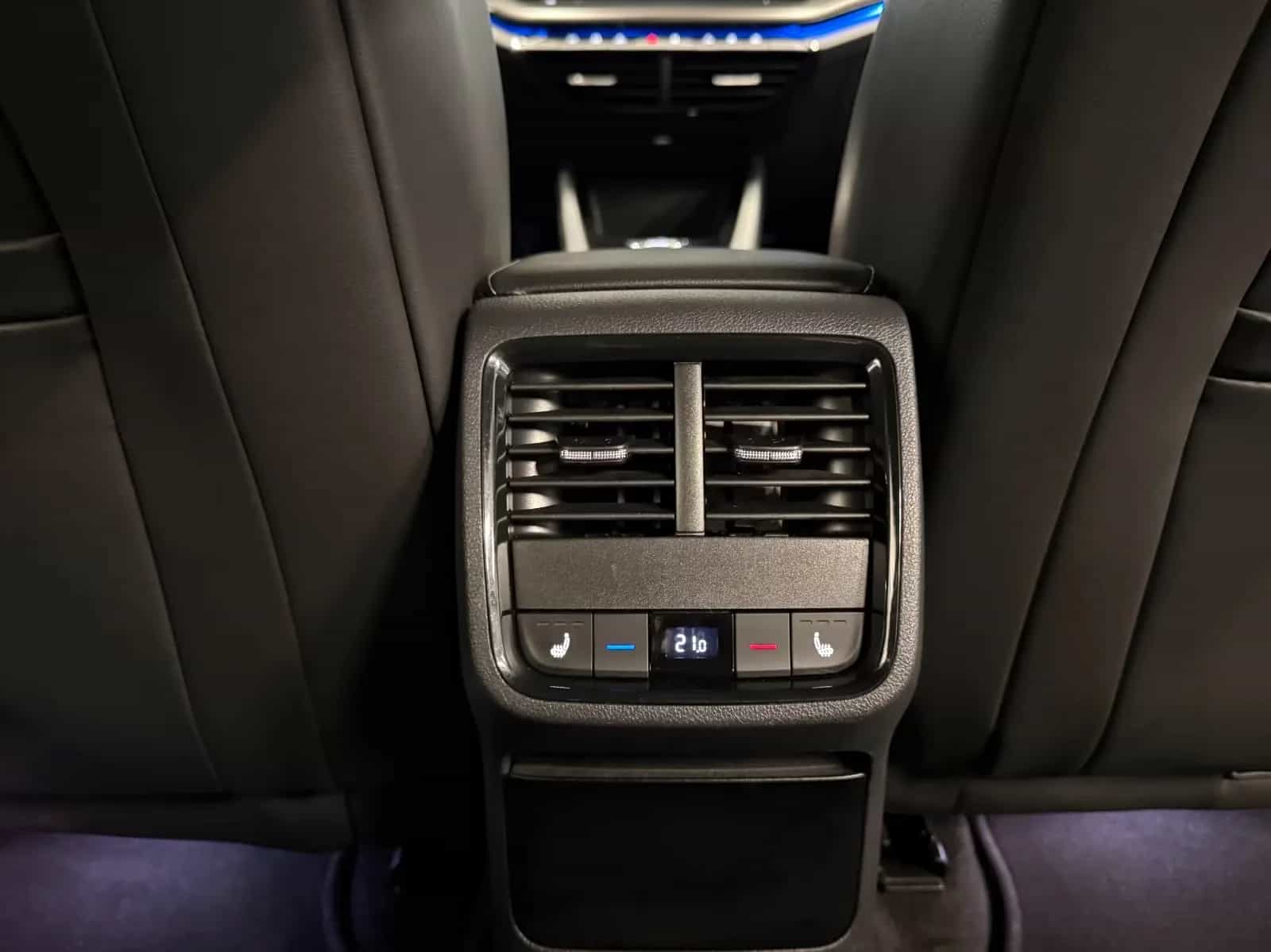 Skoda Octavia 09/2022-photo-30