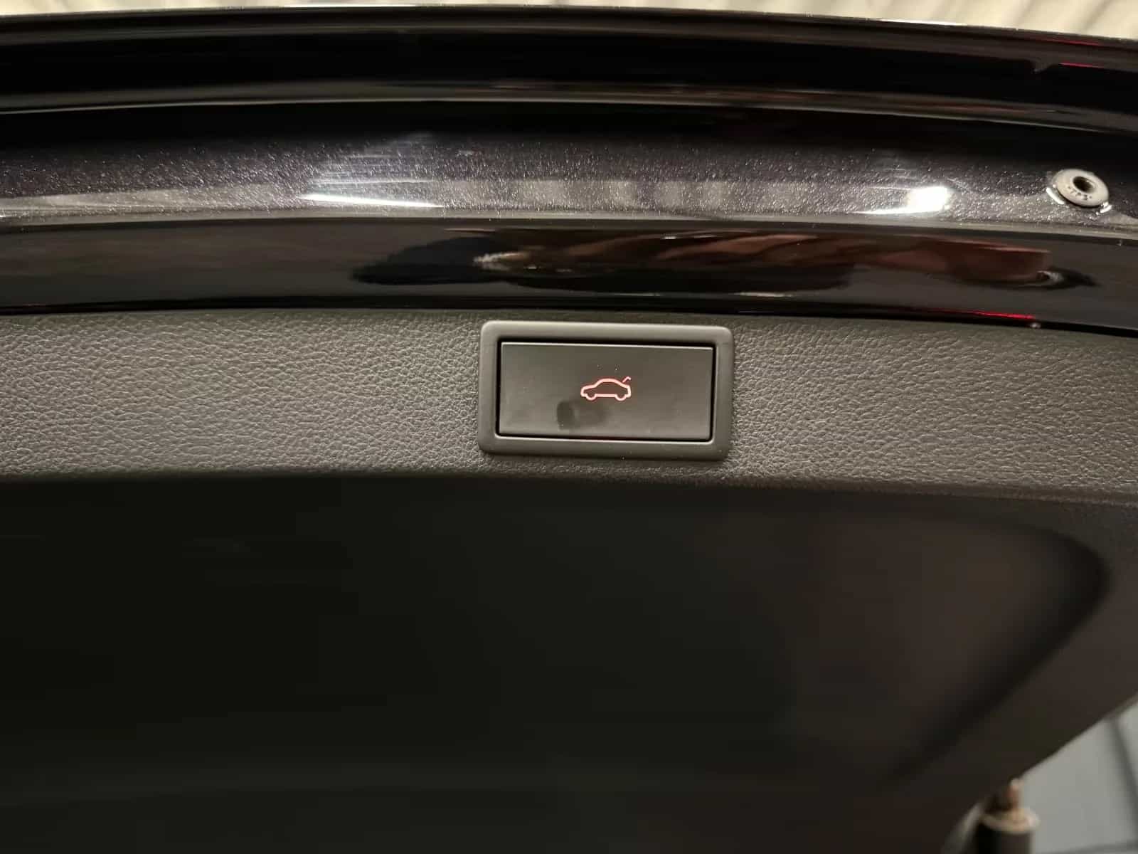 Skoda Octavia 09/2022-photo-33