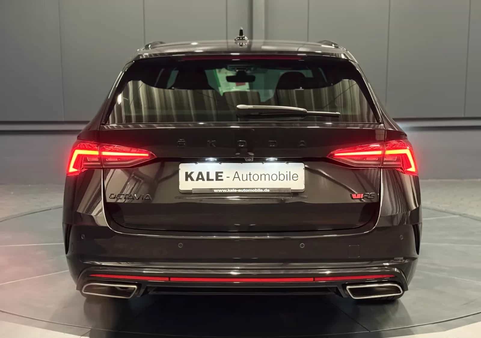Skoda Octavia 09/2022-photo-4