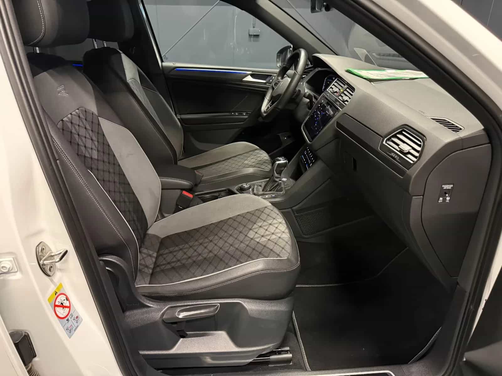 Volkswagen Tiguan Allspace 11/2021-photo-13