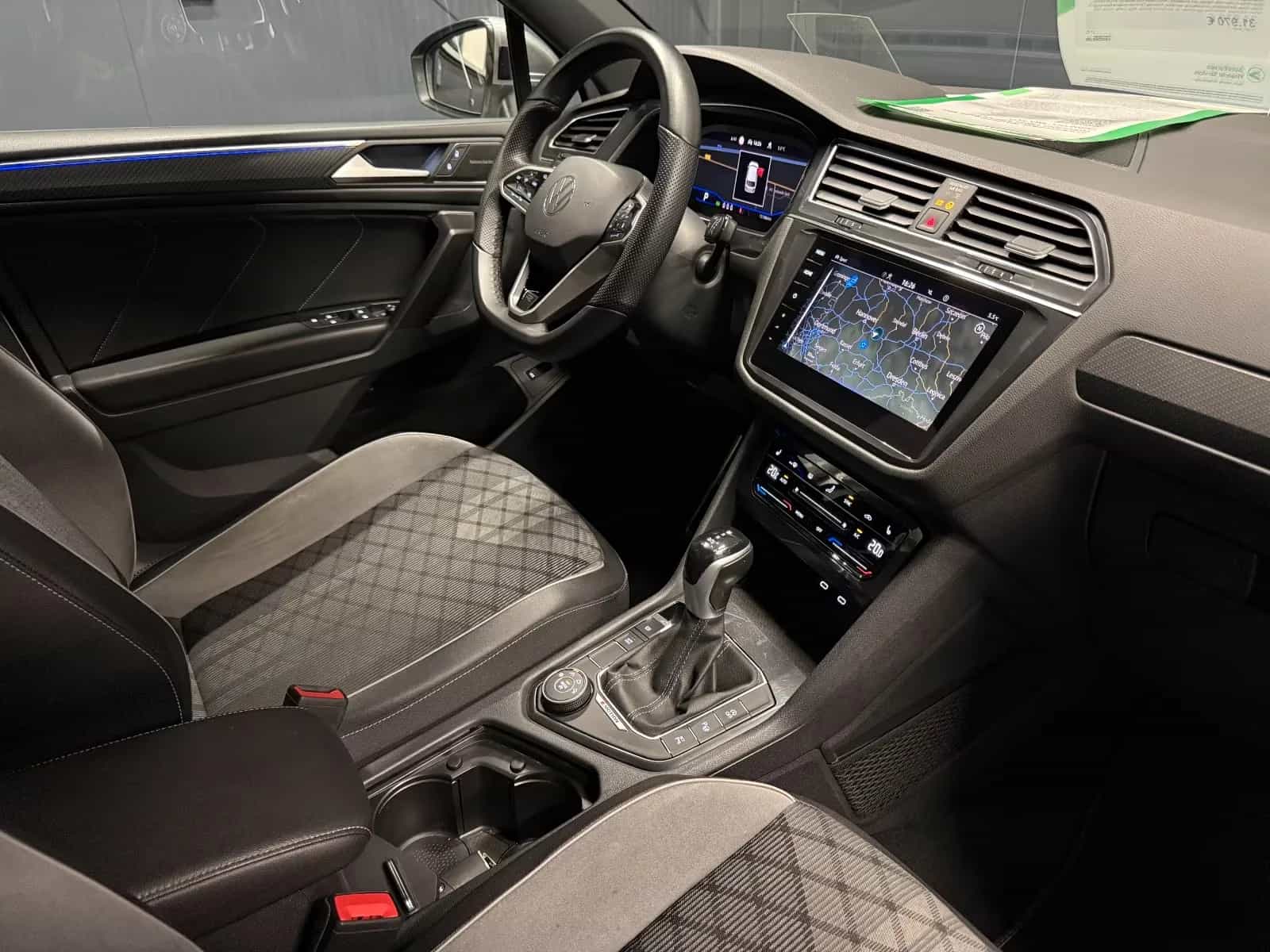 Volkswagen Tiguan Allspace 11/2021-photo-14