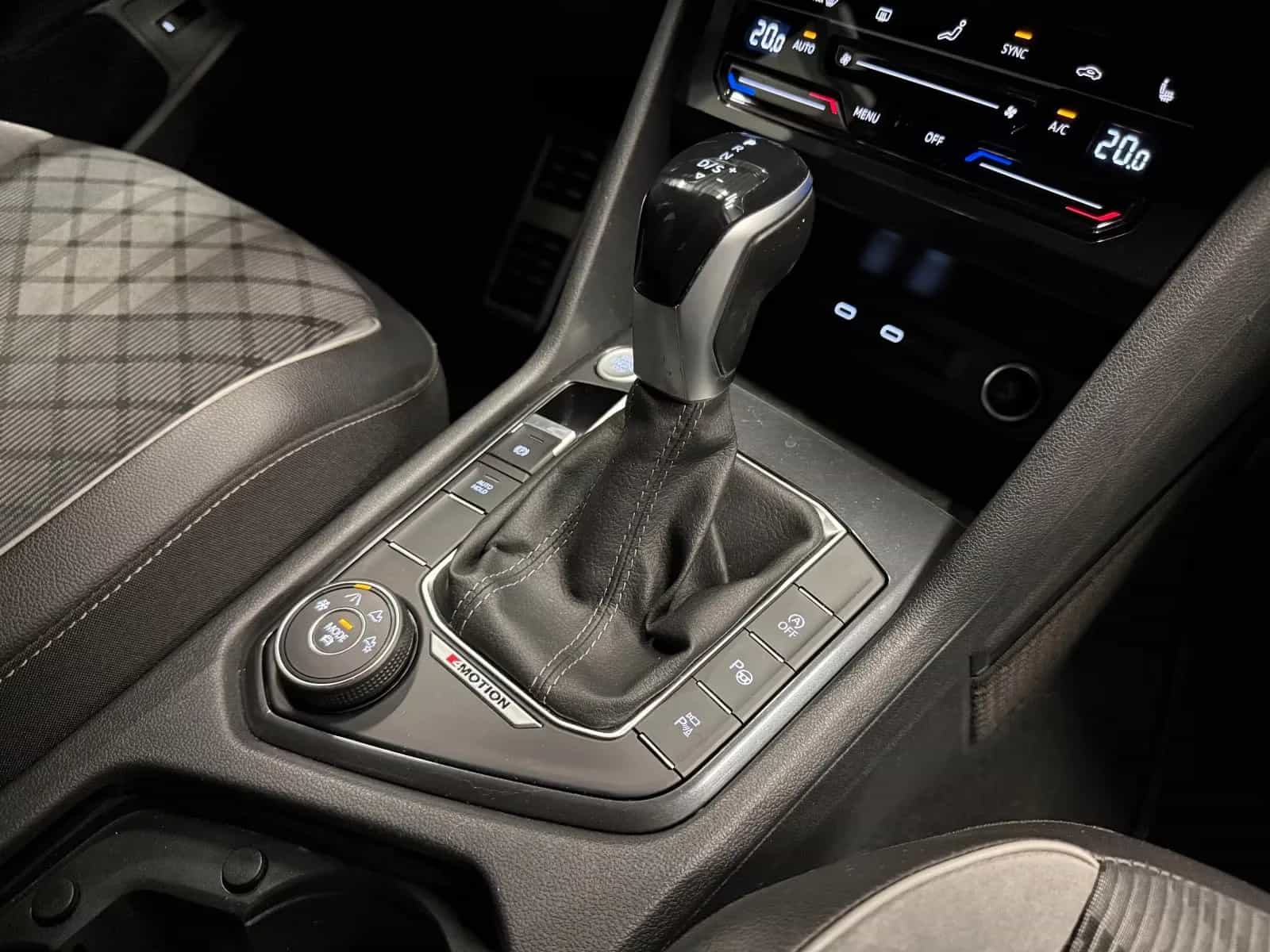 Volkswagen Tiguan Allspace 11/2021-photo-15