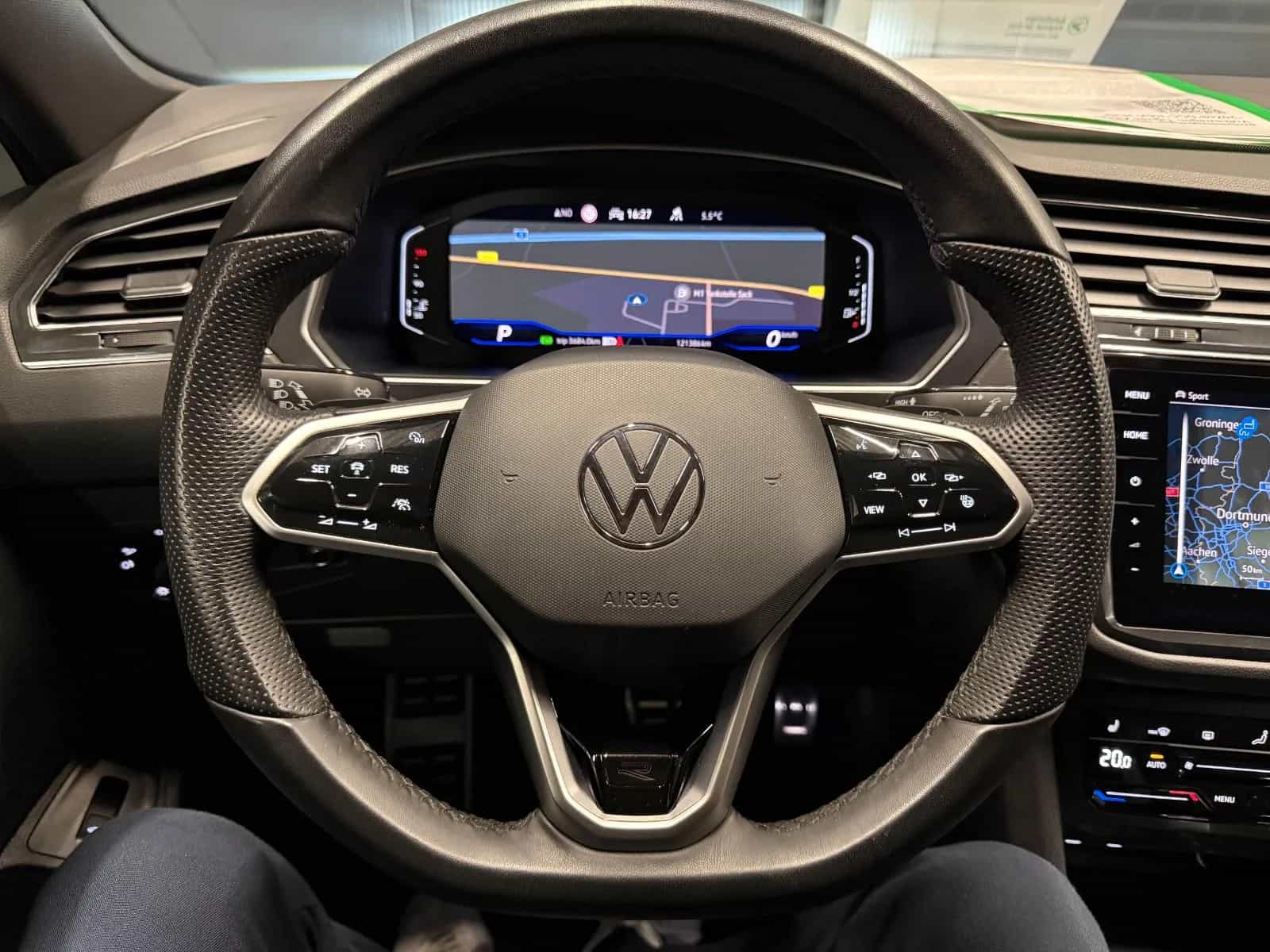 Volkswagen Tiguan Allspace 11/2021-photo-27