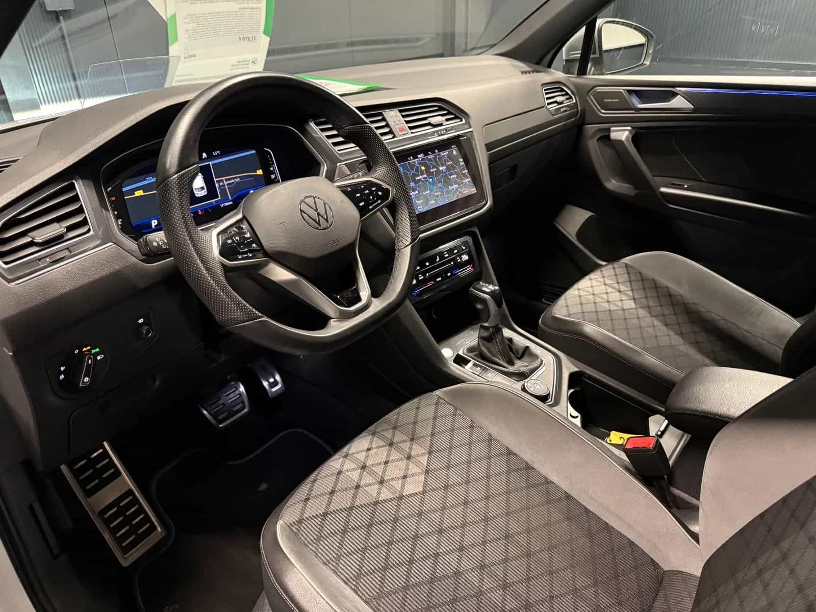 Volkswagen Tiguan Allspace 11/2021-photo-29