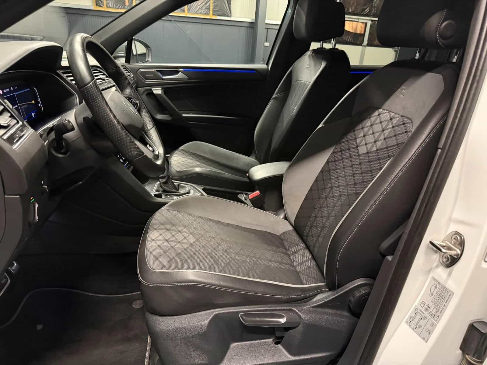 Volkswagen Tiguan Allspace 11/2021-photo-30