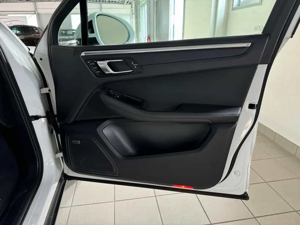 Porsche Macan PDK*PANO+BOSE+Luftfed.*Deutsch U-Frei 05/2019-photo-19