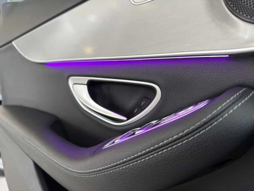 Mercedes-Benz C-Class 300 Limousine LED*RFK*AMBIENTE*NIGHT 05/2019-photo-27