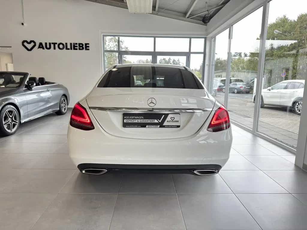 Mercedes-Benz C-Class 300 Limousine LED*RFK*AMBIENTE*NIGHT 05/2019-photo-5