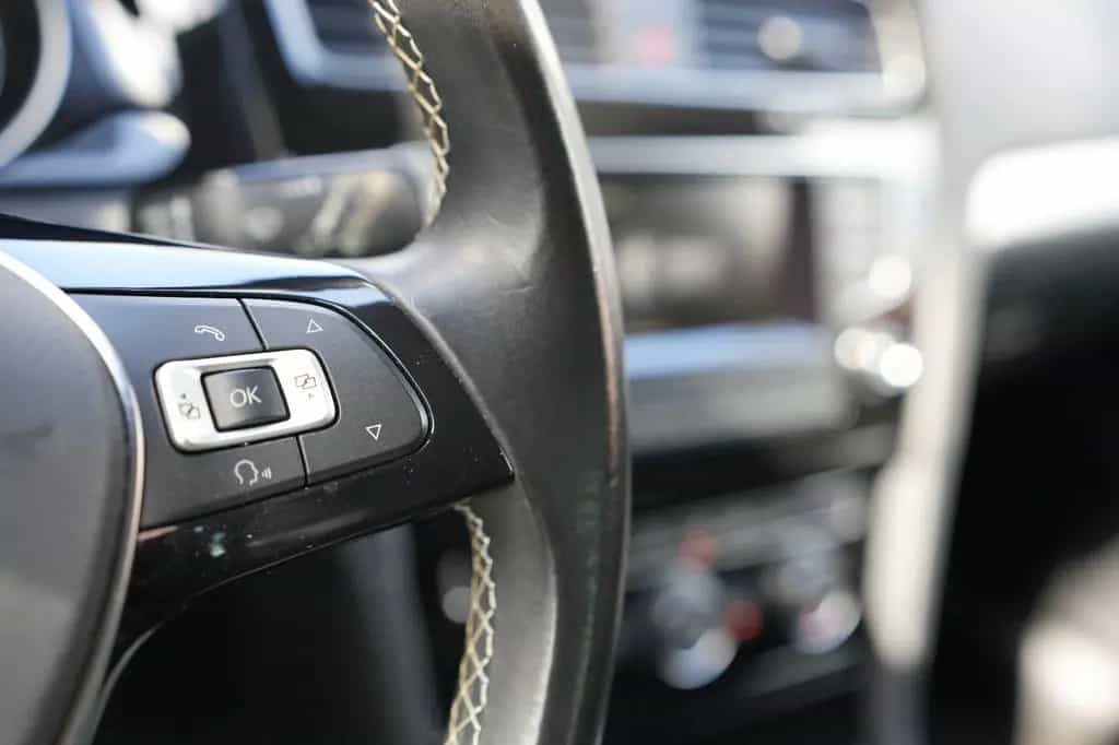 Volkswagen Golf VII Lim. Cup BMT*1.HAND*KLIMA*PDC*LED*ESP* 11/2014-photo-16