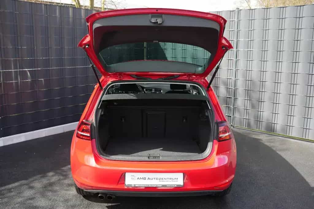 Volkswagen Golf VII Lim. Cup BMT*1.HAND*KLIMA*PDC*LED*ESP* 11/2014-photo-36