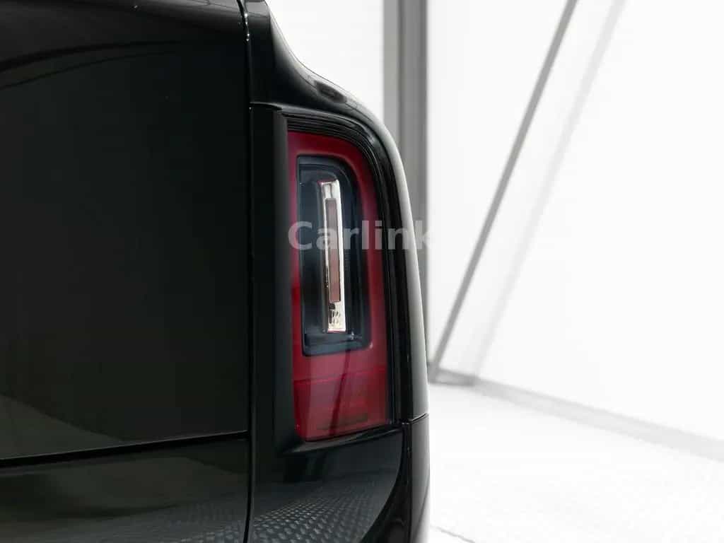 Rolls-Royce Cullinan Series II Black Badge -DARK EMERALD- 02/2026-photo-15