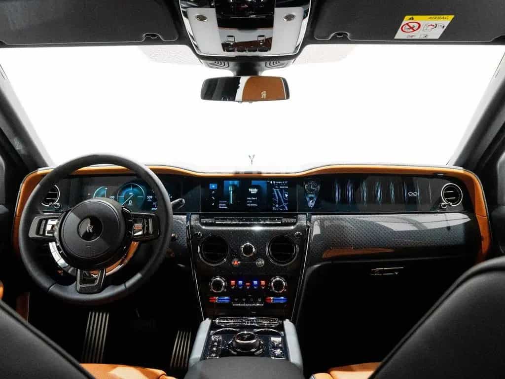 Rolls-Royce Cullinan Series II Black Badge -DARK EMERALD- 02/2026-photo-19