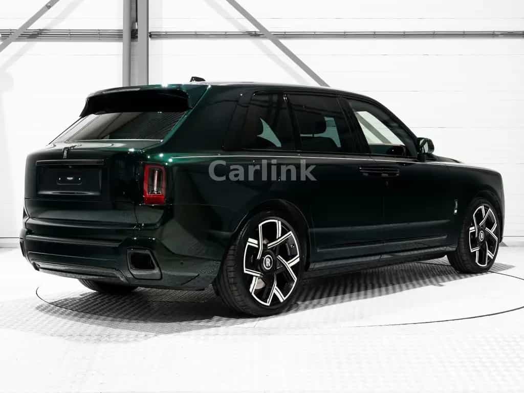 Rolls-Royce Cullinan Series II Black Badge -DARK EMERALD- 02/2026-photo-2