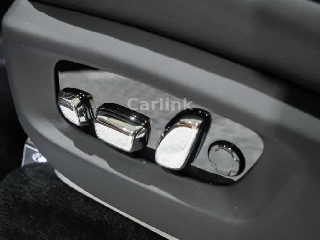 Rolls-Royce Cullinan Series II Black Badge -DARK EMERALD- 02/2026-photo-36