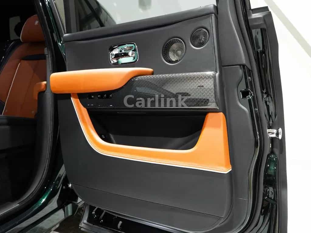 Rolls-Royce Cullinan Series II Black Badge -DARK EMERALD- 02/2026-photo-37