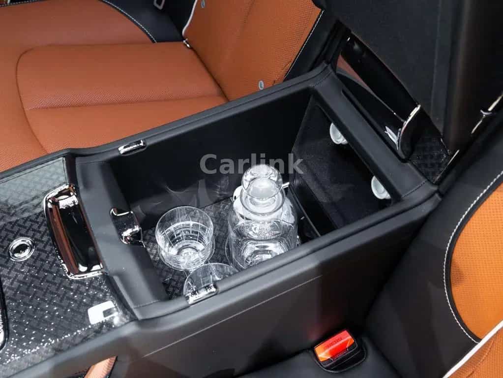 Rolls-Royce Cullinan Series II Black Badge -DARK EMERALD- 02/2026-photo-45