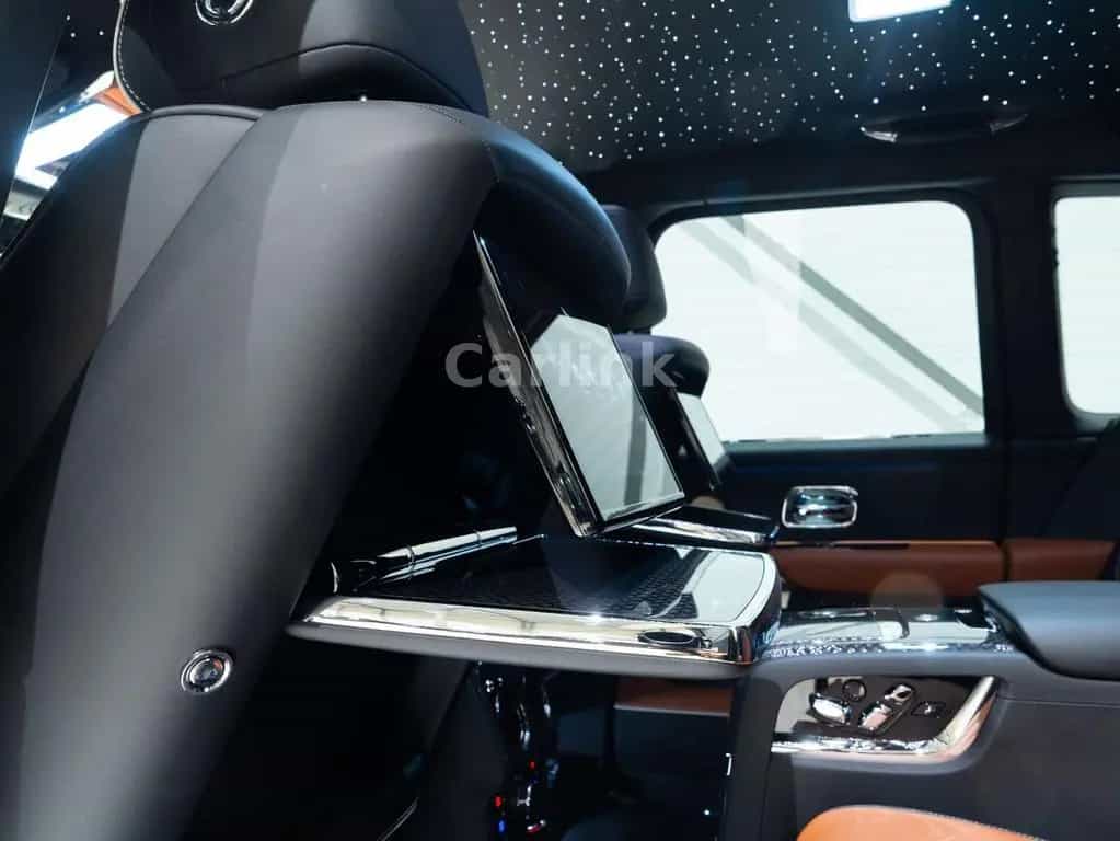 Rolls-Royce Cullinan Series II Black Badge -DARK EMERALD- 02/2026-photo-49