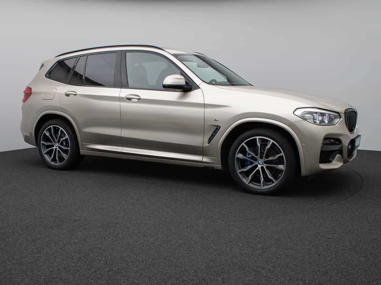 BMW X3 02/2021-photo-3