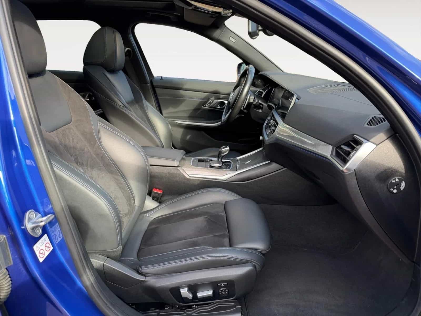 BMW 3 Series 320d Touring Leder/Laser/Keyless/AHK/360°/HuD 07/2020-photo-14