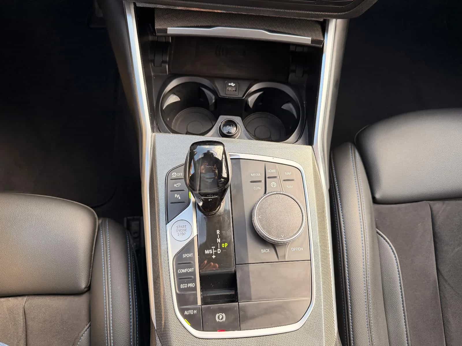 BMW 3 Series 320d Touring Leder/Laser/Keyless/AHK/360°/HuD 07/2020-photo-27