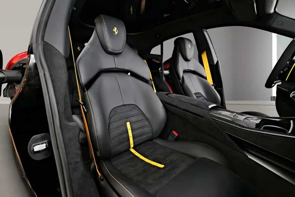 Ferrari Purosangue / FULL CARBON / PANO / MASSAGE null-photo-24
