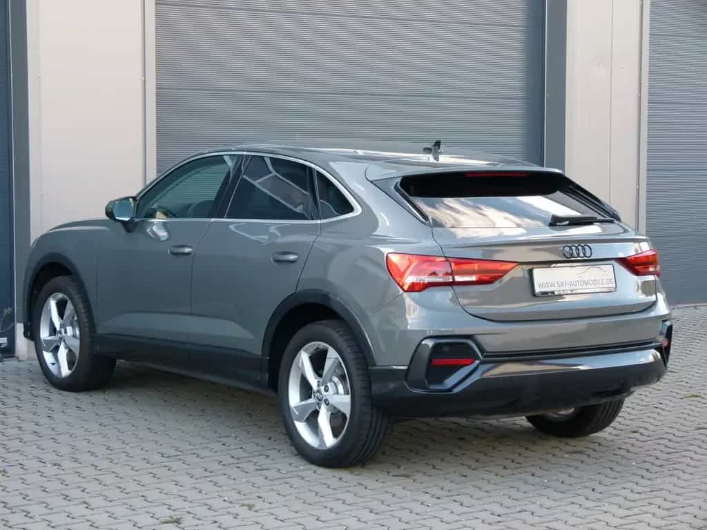 Audi Q3 Sportback 45TFSI quattro S-line ACC AHK Leder 02/2021-photo-6