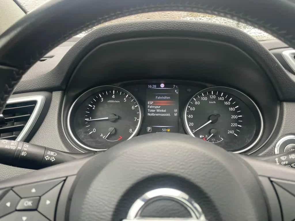 Nissan Qashqai Aut. N-Connecta Panorama Navi Kamera DAB 08/2018-photo-13