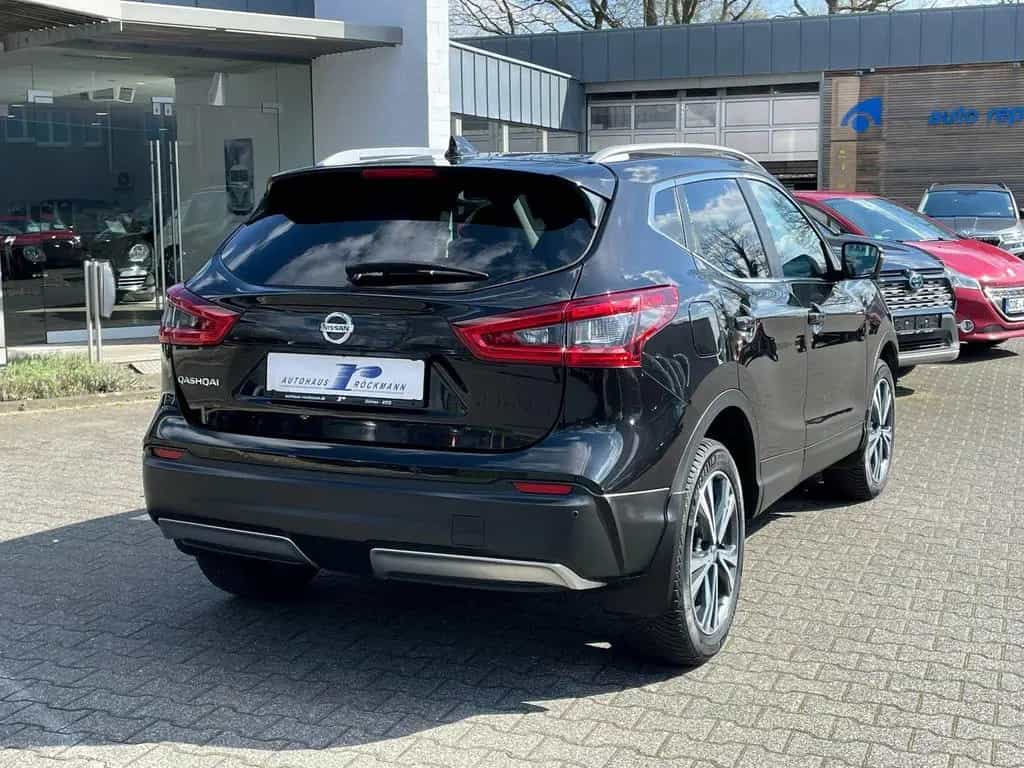 Nissan Qashqai Aut. N-Connecta Panorama Navi Kamera DAB 08/2018-photo-2