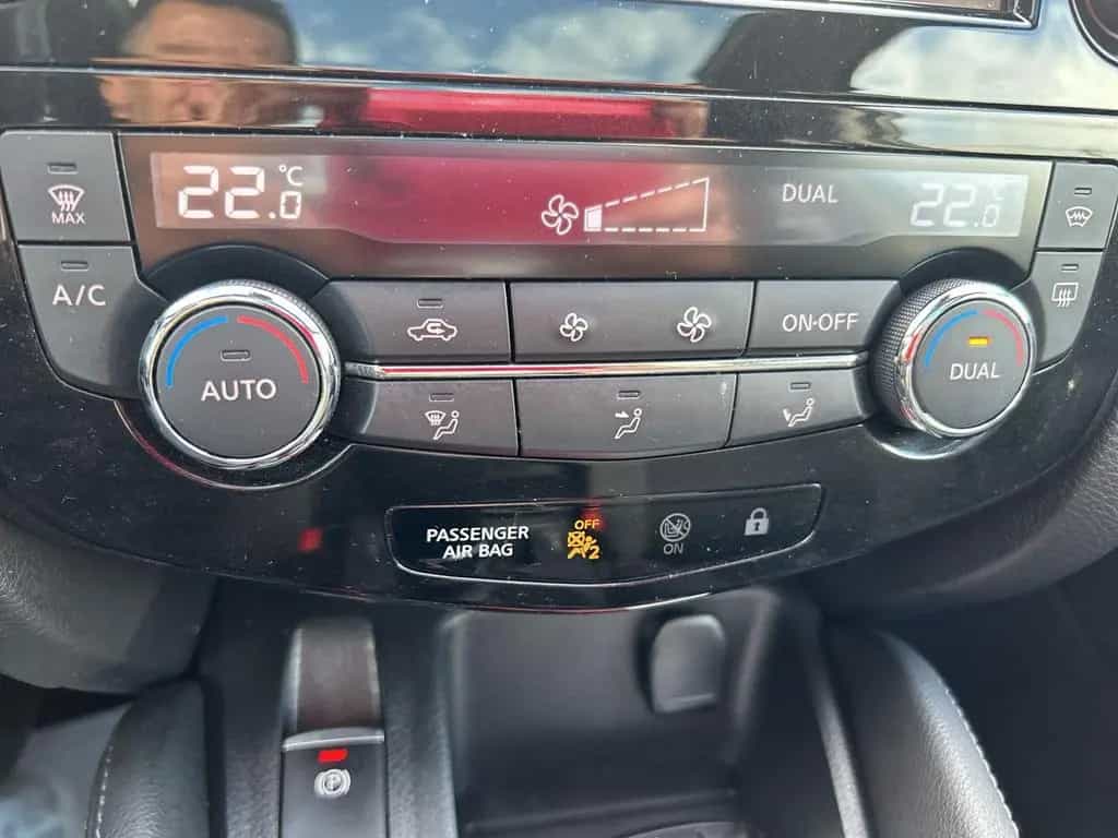 Nissan Qashqai 1.3 DIG-T N-Connecta PANO+NAVI+PDC+GJR 11/2020-photo-15