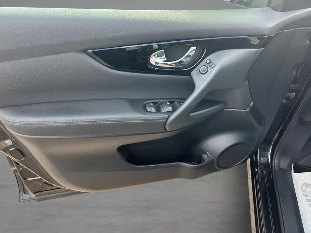 Nissan Qashqai 1.3 DIG-T N-Connecta PANO+NAVI+PDC+GJR 11/2020-photo-20