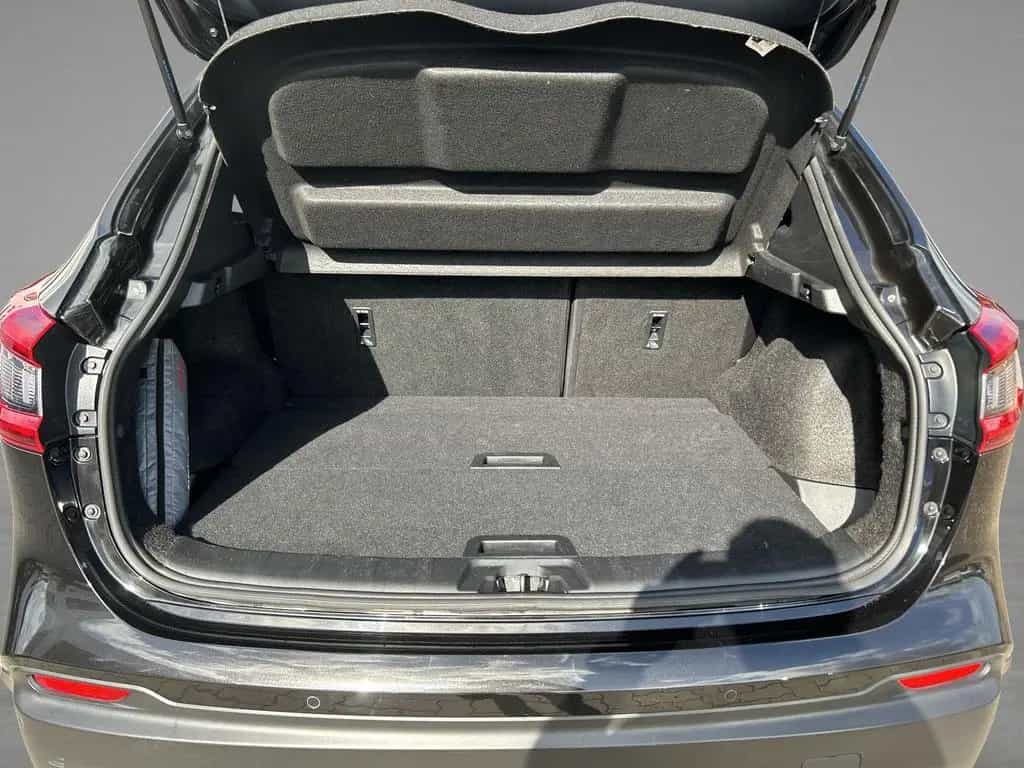 Nissan Qashqai 1.3 DIG-T N-Connecta PANO+NAVI+PDC+GJR 11/2020-photo-8