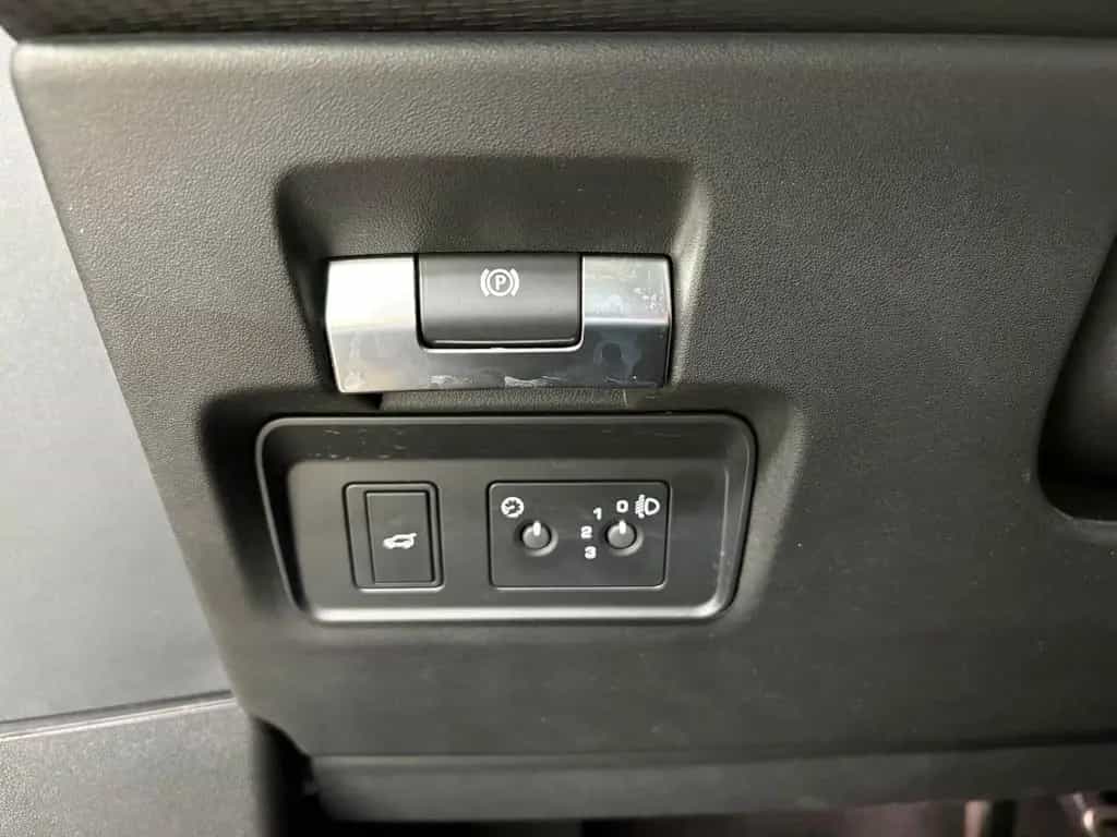 Land Rover Range Rover Rover EvoqueFaceliftR-DynamicSBlackPackage 11/2019-photo-25
