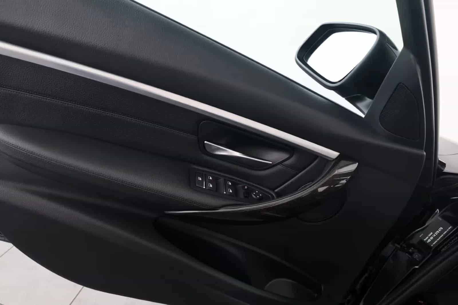 BMW 3 Series 10/2018-photo-13