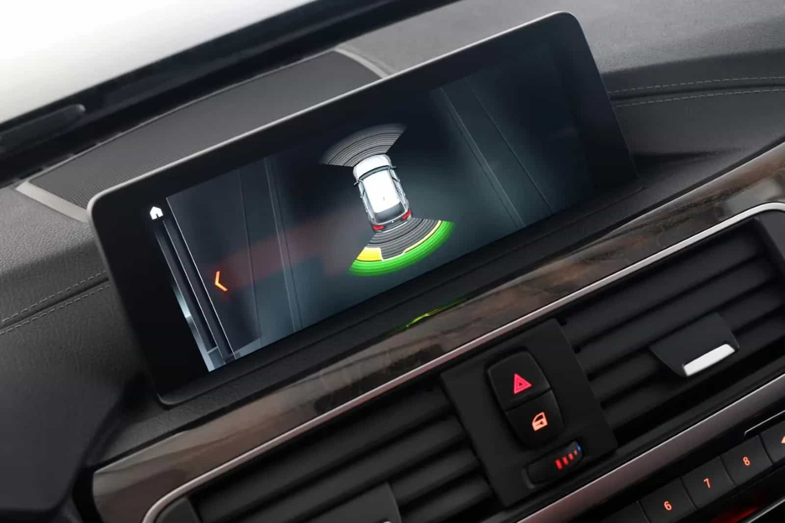 BMW 3 Series 10/2018-photo-20