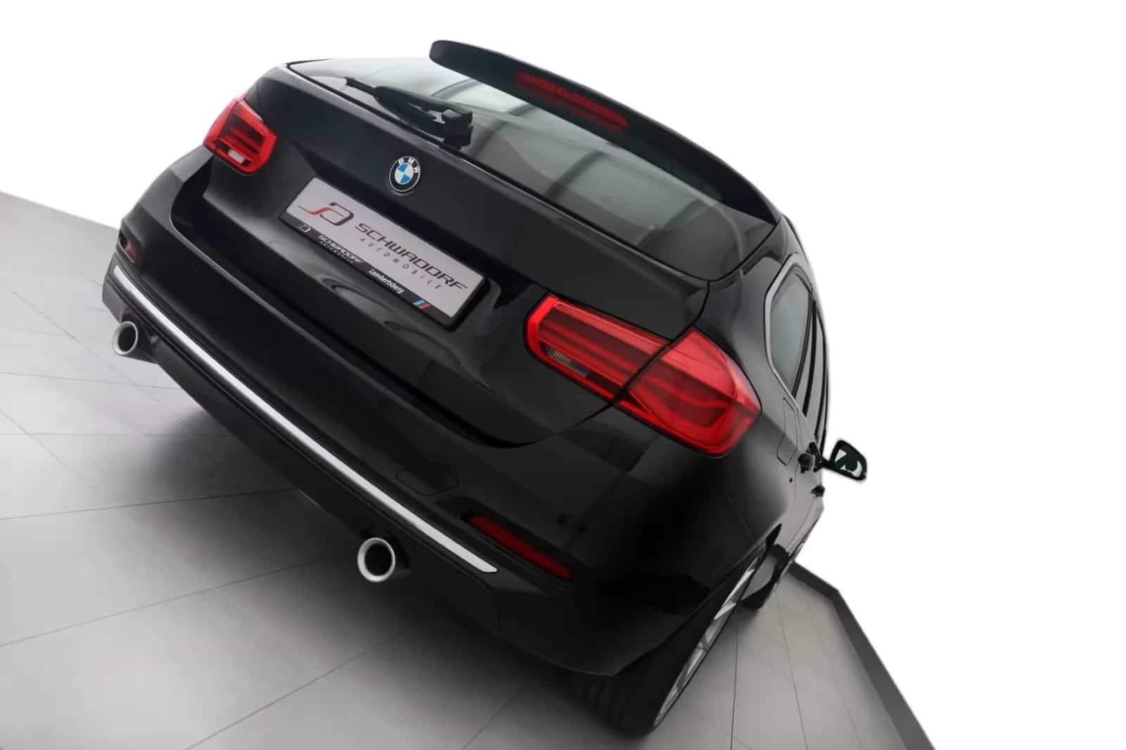 BMW 3 Series 10/2018-photo-3