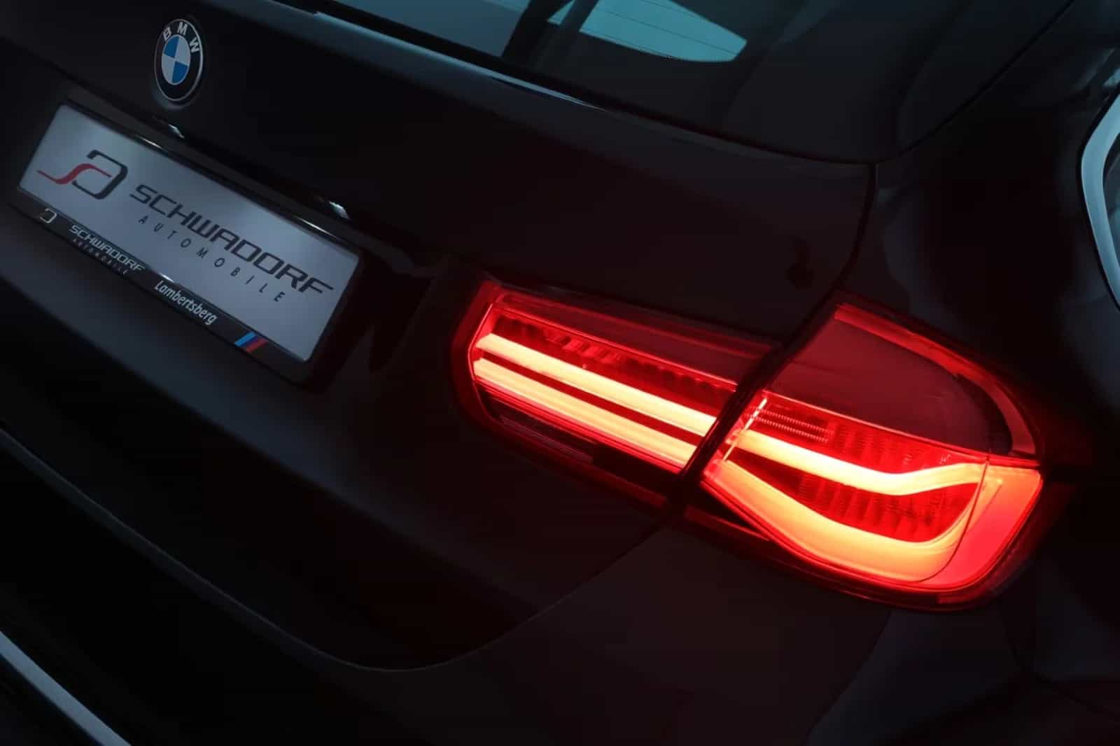 BMW 3 Series 10/2018-photo-8