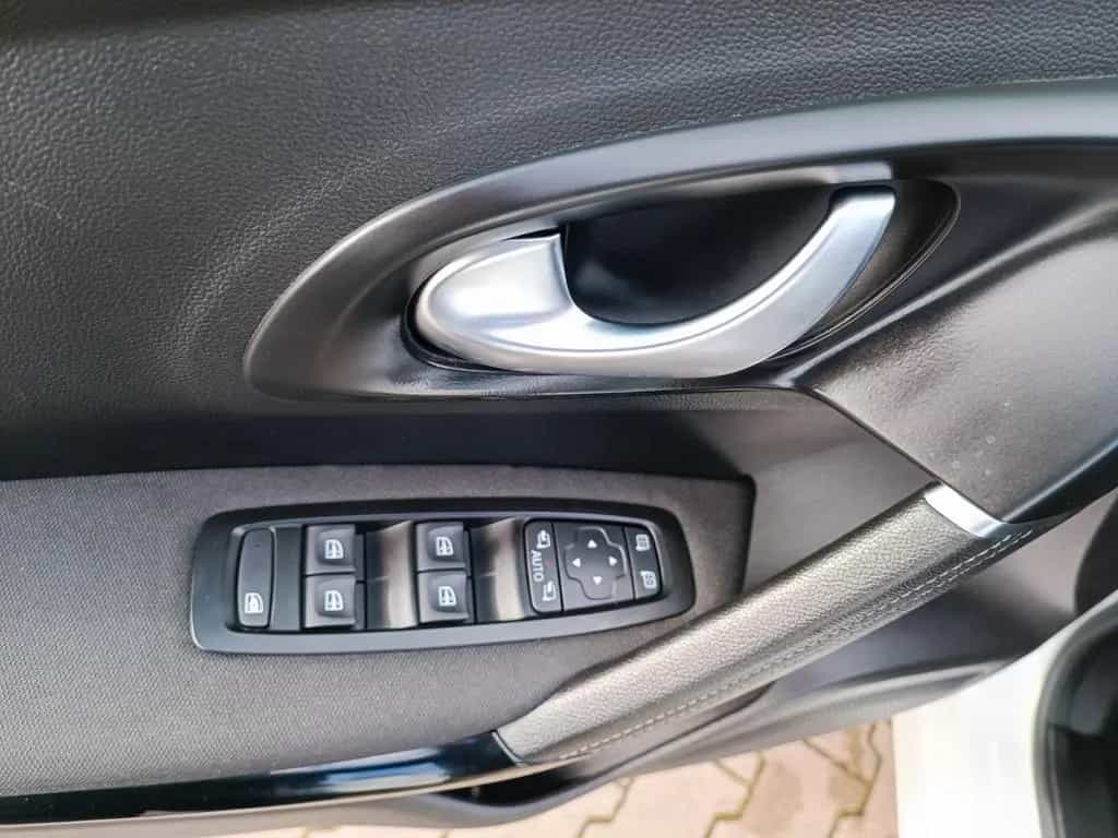 Renault Kadjar 1,5dCi Aut.+Teilleder+SZH+Navi+PDC+AHK 07/2020-photo-10