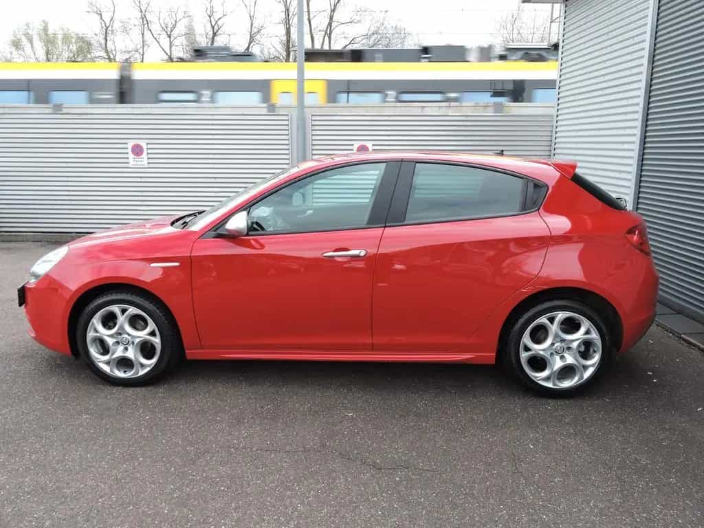 Alfa Romeo Giulietta Sport 1HD HU NEU 08/2018-photo-6