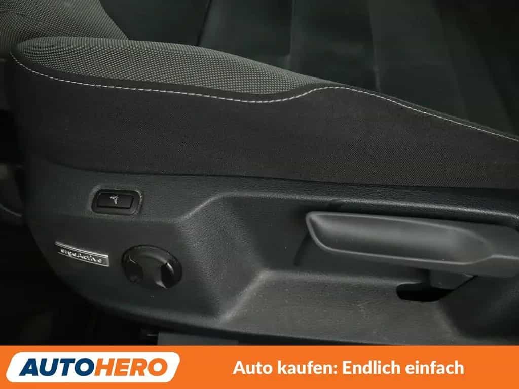 Volkswagen Golf VII 1.4 TSI Highline BlueMotion*LED*ACC*CAM 11/2017-photo-30