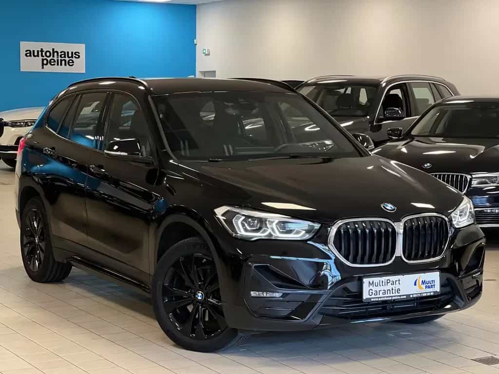 BMW X1 xDrive Sport Line AUT/HUD/AHK/Kamera/KeyLess 11/2022-photo-0