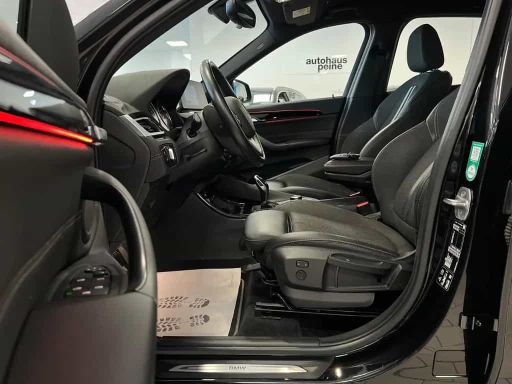BMW X1 xDrive Sport Line AUT/HUD/AHK/Kamera/KeyLess 11/2022-photo-12