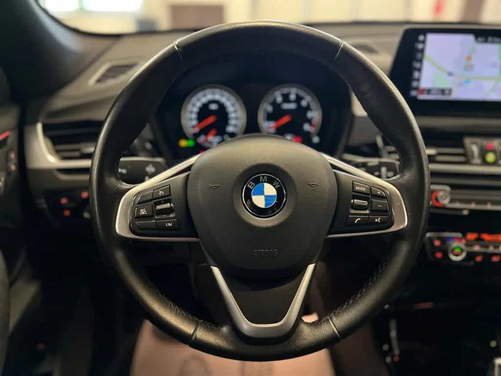 BMW X1 xDrive Sport Line AUT/HUD/AHK/Kamera/KeyLess 11/2022-photo-14