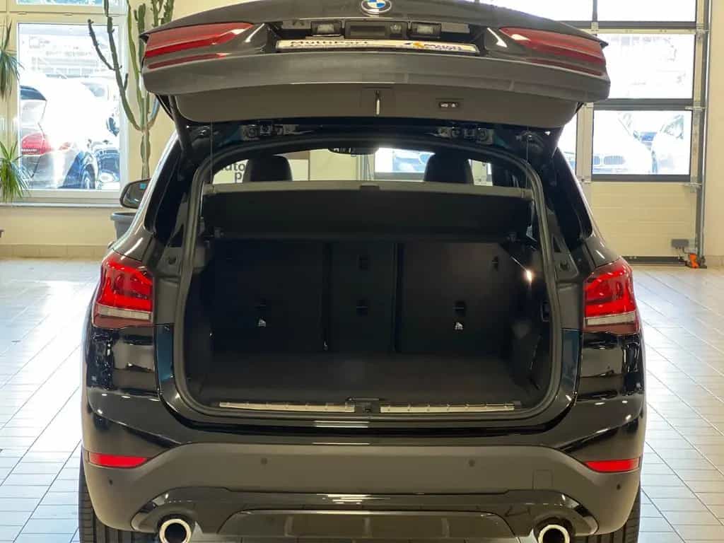 BMW X1 xDrive Sport Line AUT/HUD/AHK/Kamera/KeyLess 11/2022-photo-21