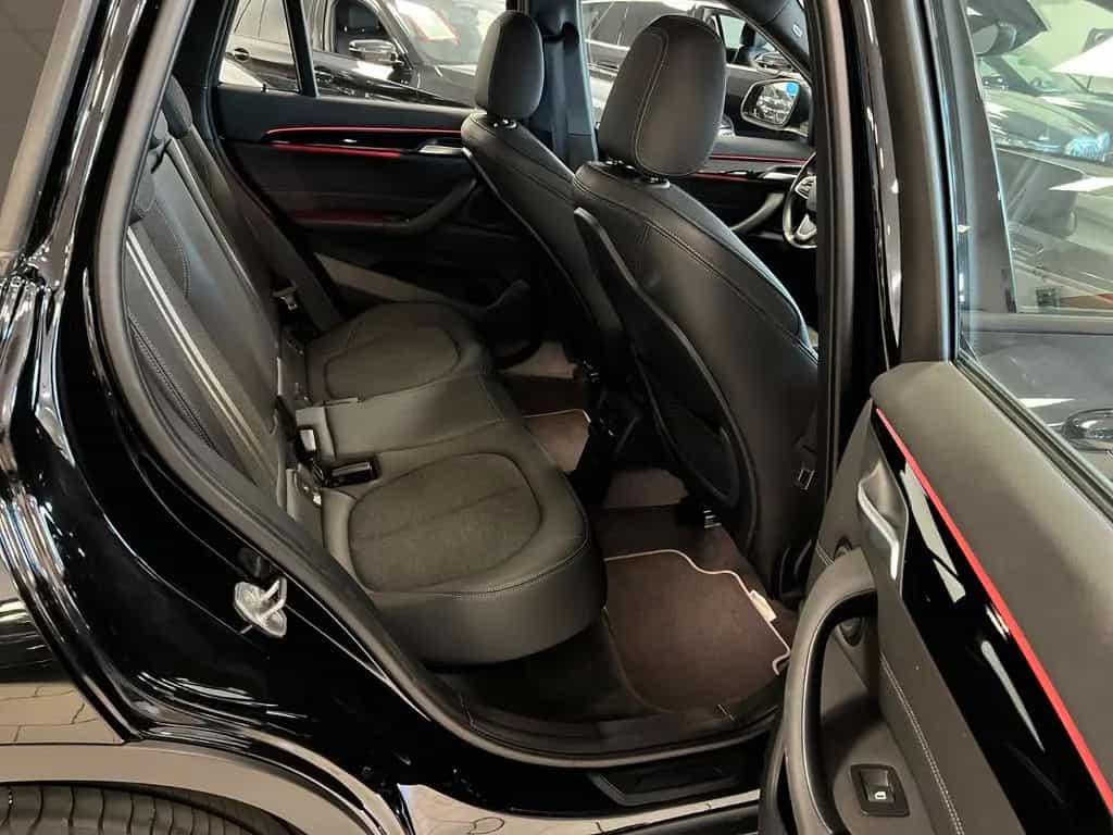 BMW X1 xDrive Sport Line AUT/HUD/AHK/Kamera/KeyLess 11/2022-photo-23