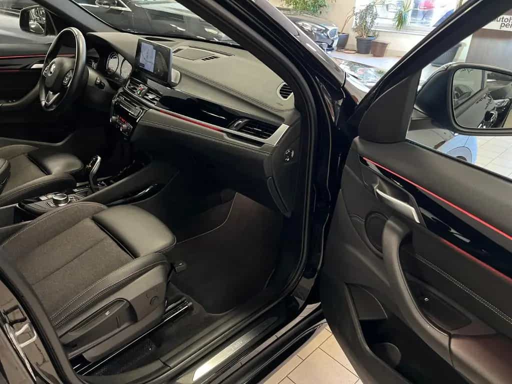 BMW X1 xDrive Sport Line AUT/HUD/AHK/Kamera/KeyLess 11/2022-photo-24