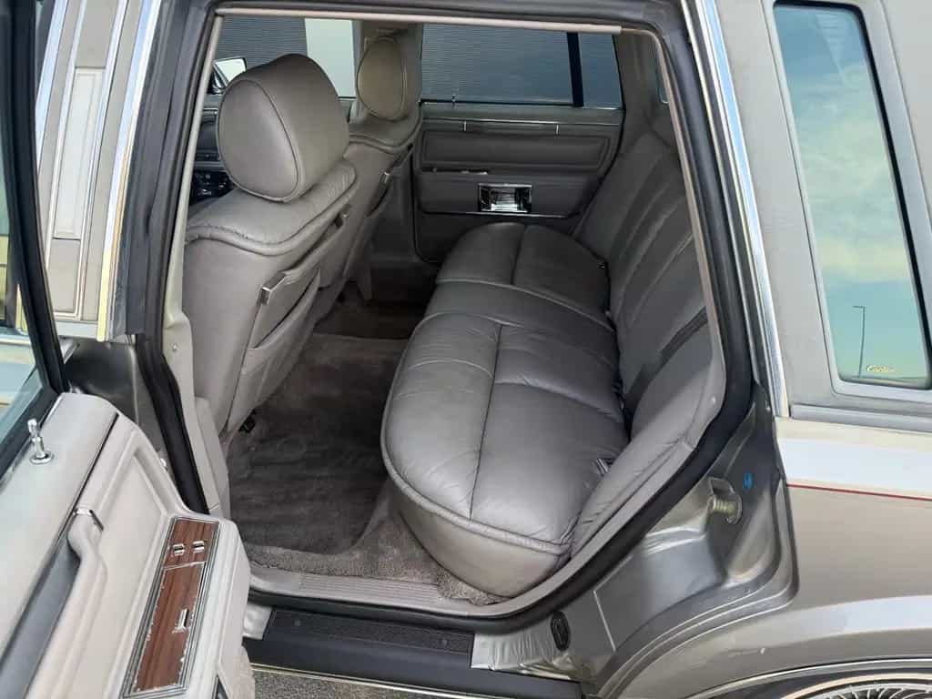 Lincoln Town Car Cartier Klima 07/1988-photo-9
