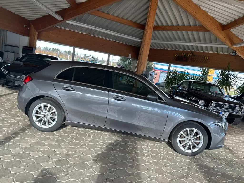Mercedes-Benz A-Class Progressive 7G*PDC*Spur*LED*Nav*Widescreen 05/2019-photo-5