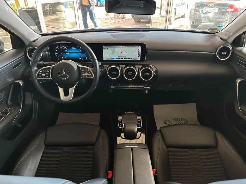 Mercedes-Benz A-Class Progressive 7G*PDC*Spur*LED*Nav*Widescreen 05/2019-photo-8