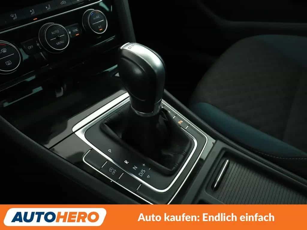 Volkswagen Golf VII 1.5 TSI ACT Comfortline BM Aut.*PDC*ACC 06/2019-photo-26
