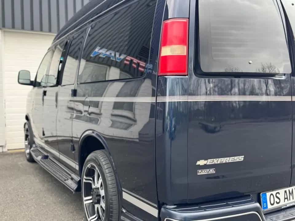Chevrolet Express Chevy Conversion Van 5.3 Vortec 05/2011-photo-12